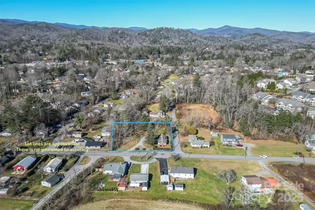 $275,000 | 503 Old Hendersonville Highway, Brevard, NC 28712