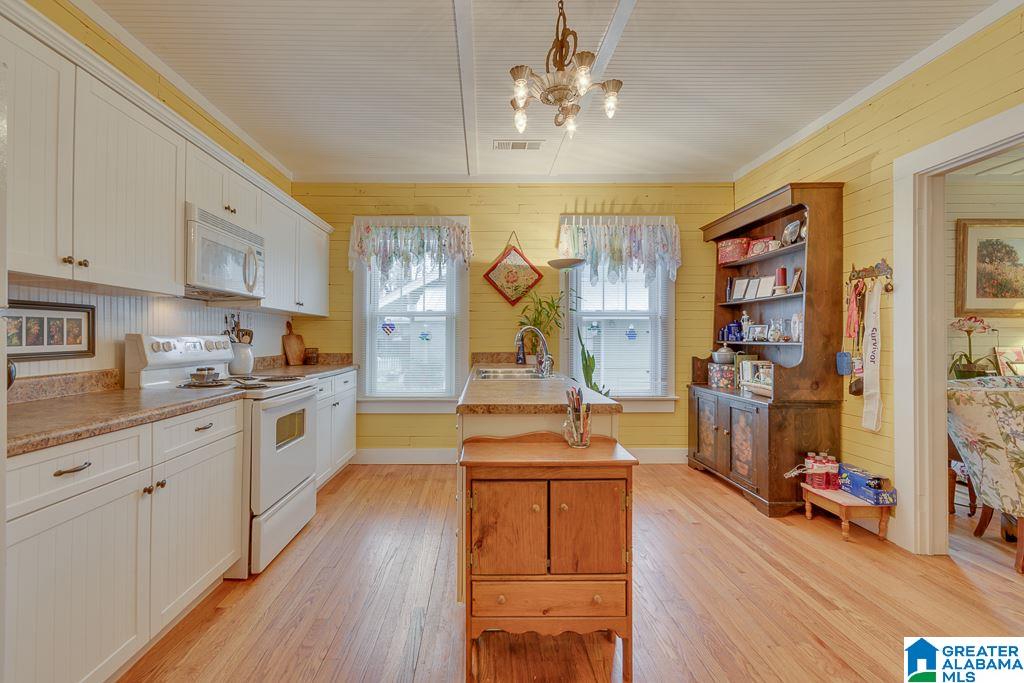 602 8th Street North Clanton, AL 35045 - Photo 14 of 44