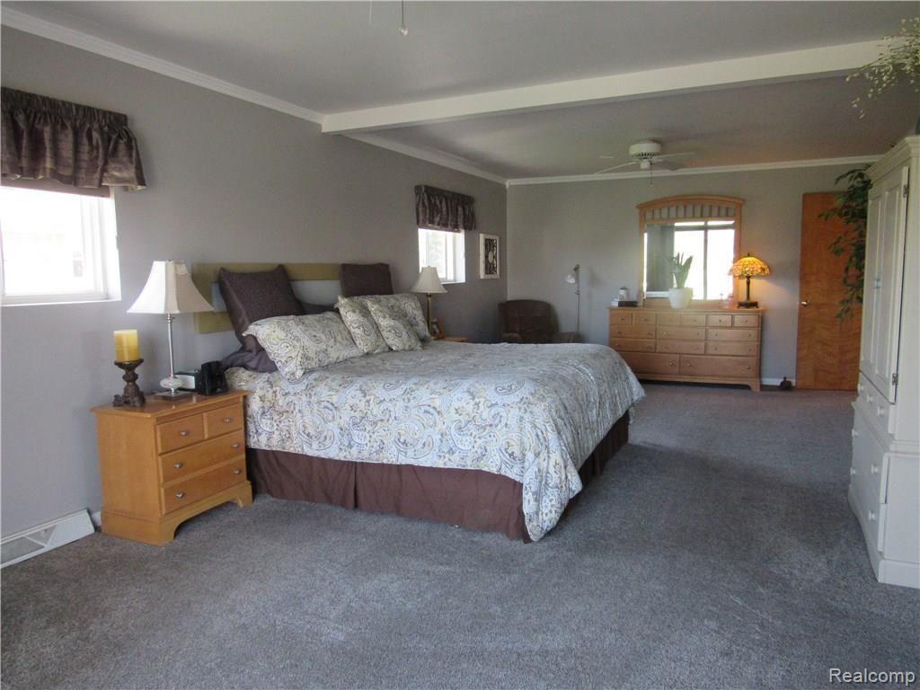 4068 Yankee Road St. Clair, MI 48079 - Photo 20 of 53 IMG_1213.JPG