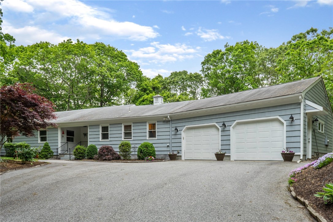 1597 Middle Road East Greenwich, RI 02818 - Photo 1 of 29 Gallery Image 1