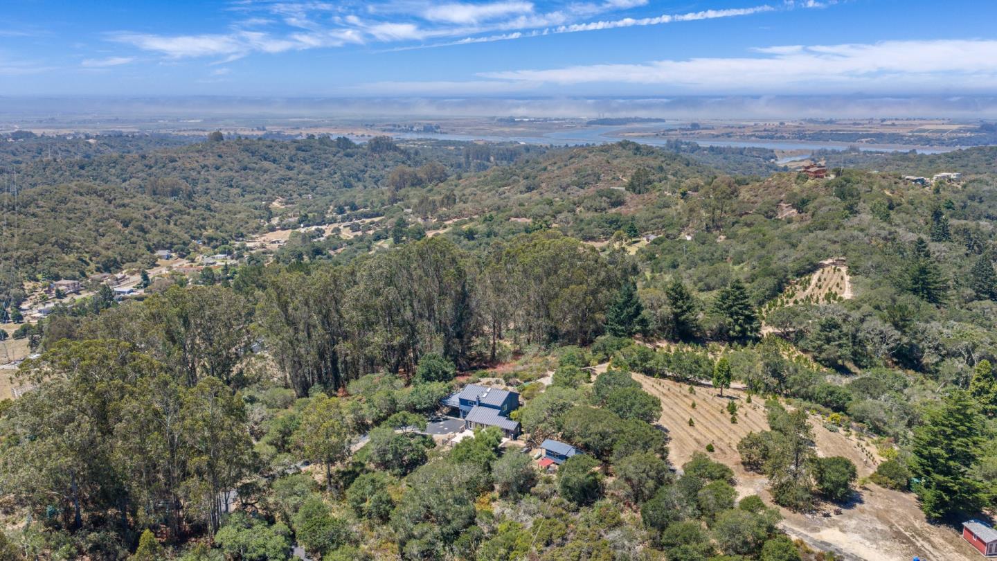 620 Hidden Valley Road Watsonville, CA 95076 - Photo 48 of 52 Gallery Image 48