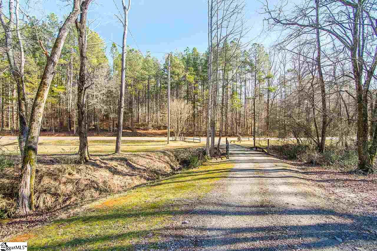 366 White Oak Road Central, SC 29630 - Photo 2 of 36