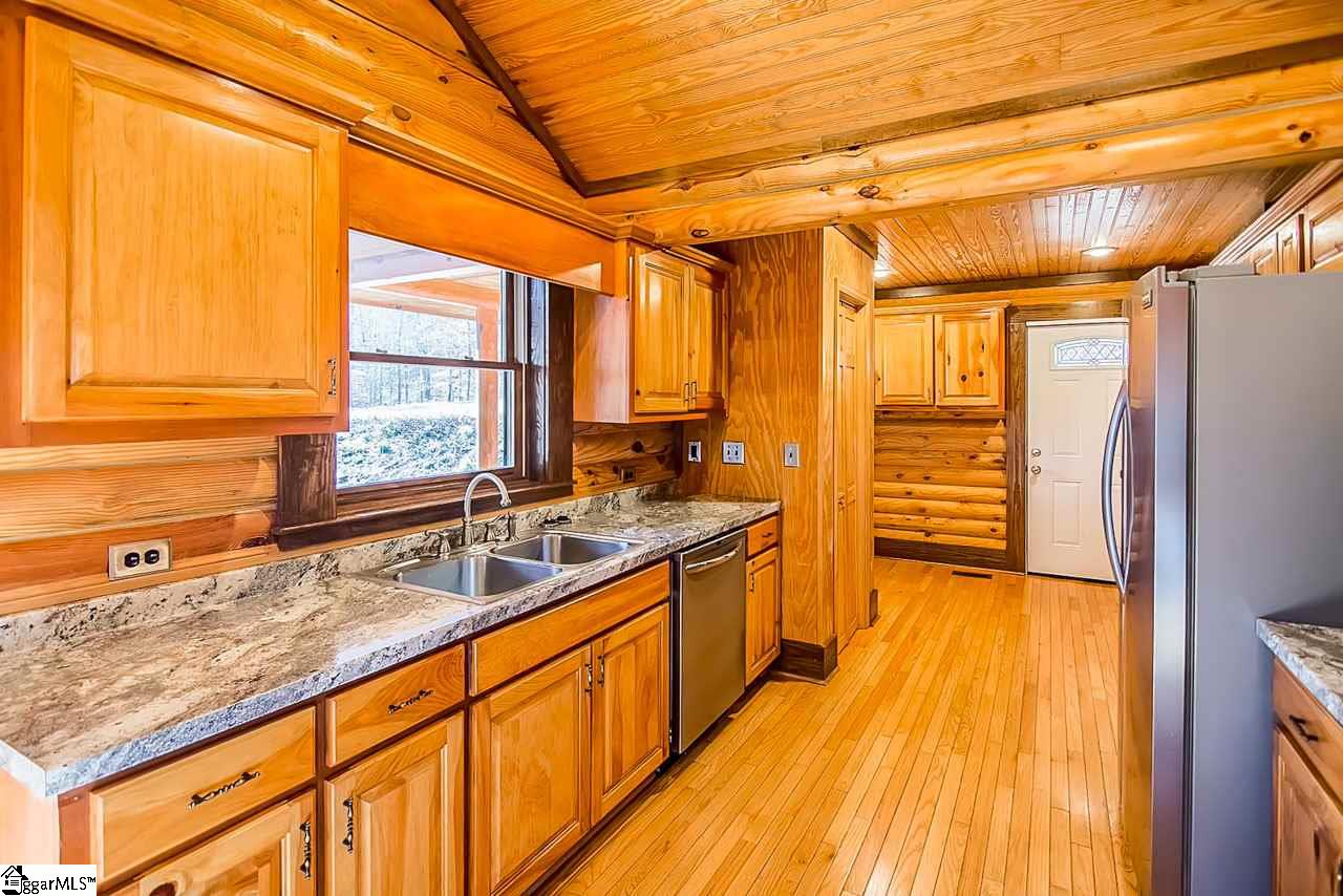 366 White Oak Road Central, SC 29630 - Photo 12 of 36