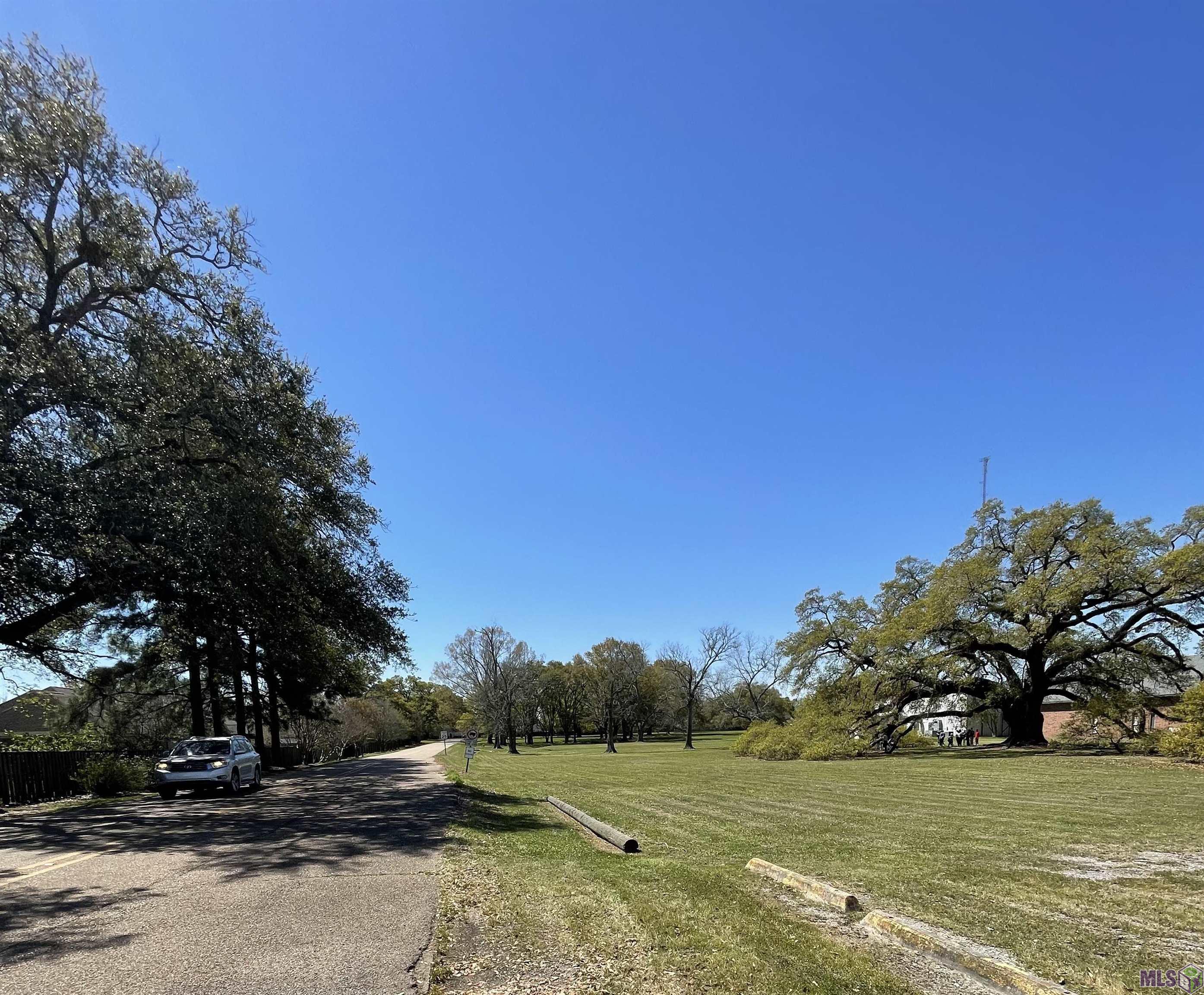 1741 Obrien Drive St. George, LA 70810 - Photo 26 of 27 Greenbriar Hollow Homes are Located at the end of Greenbriar Hollow Drive.