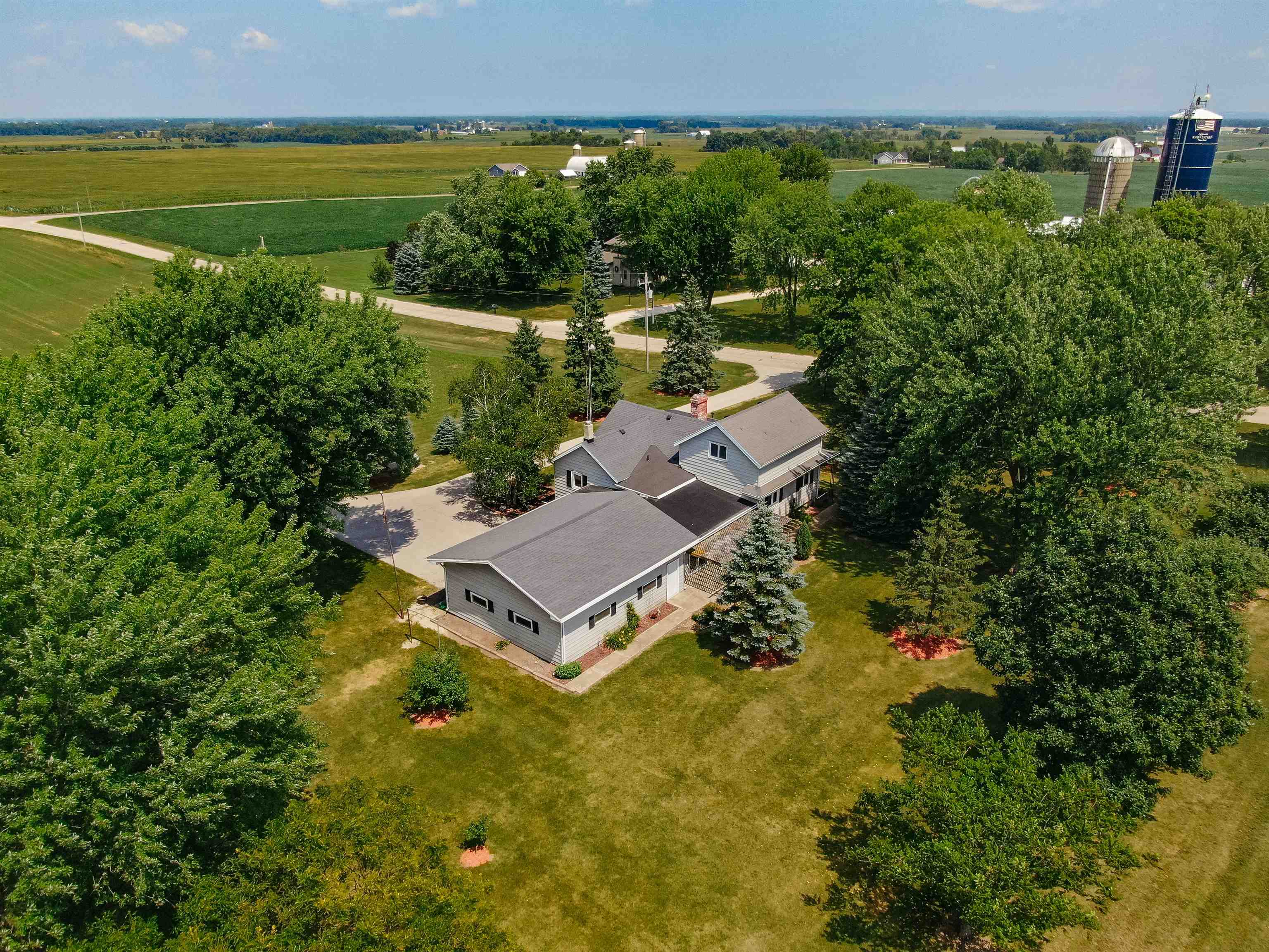 N9644 Ridge Road Van Dyne, WI 54979 - Photo 37 of 39 Gallery Image 37