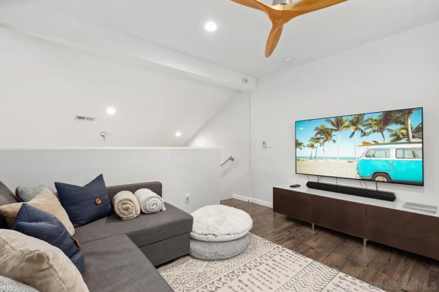 $1,349,900 | 6951 Quiet Cove Drive, Carlsbad, CA 92011