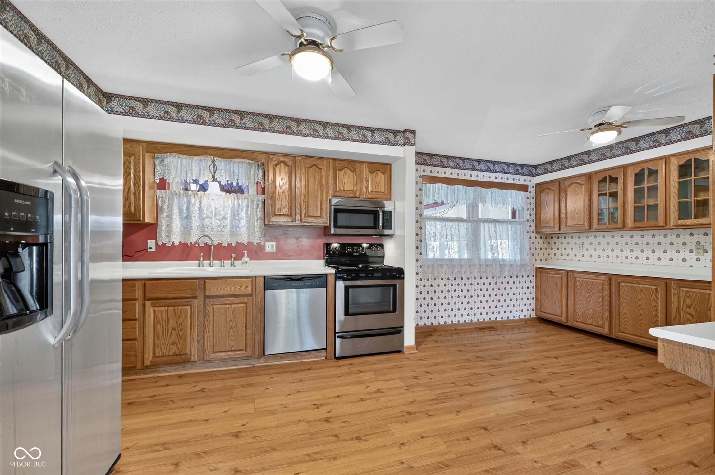 9305 Thompson Road Indianapolis, IN 46239 - Photo 8 of 32