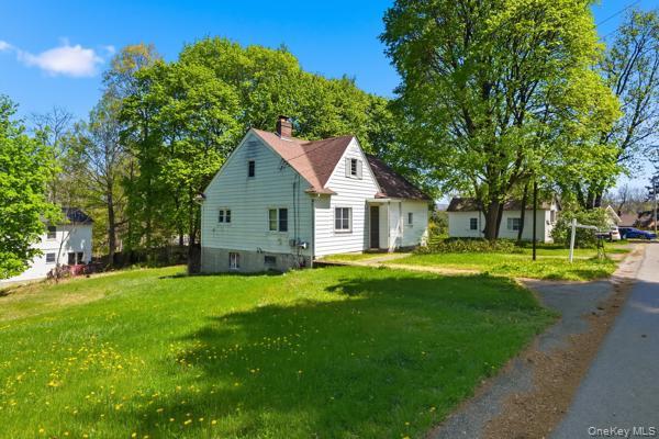 14 Bellevue Road Newburgh, NY 12550 - Photo 2 of 23