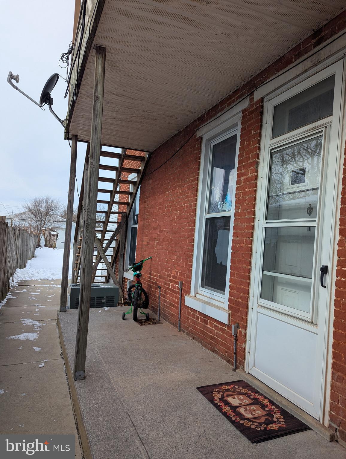 323 South 6th Street Lebanon, PA 17042 - Photo 3 of 4 a view of entryway door