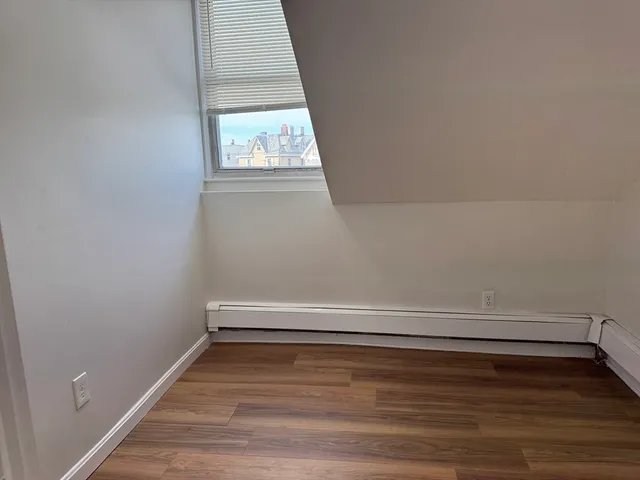 $2,200 | 221 Trenton Street, Unit 3, Boston, MA 02128