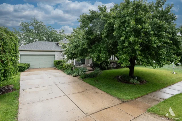 $399,710 | 1710 Chestnut Hill Road, Plainfield, IL 60586