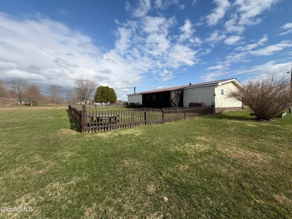 $199,000 | 730 New Turnpike Road, Ephratah, NY 13339
