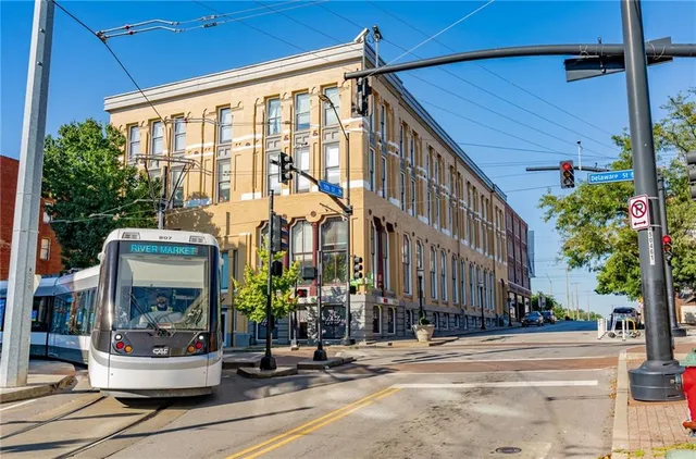 $295,000 | 500 Delaware Street, Unit 308, Kansas City, MO 64105