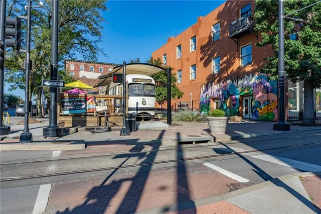 $295,000 | 500 Delaware Street, Unit 308, Kansas City, MO 64105