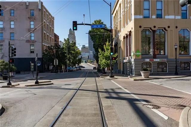 $295,000 | 500 Delaware Street, Unit 308, Kansas City, MO 64105