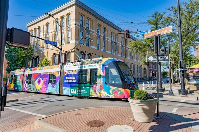 $295,000 | 500 Delaware Street, Unit 308, Kansas City, MO 64105