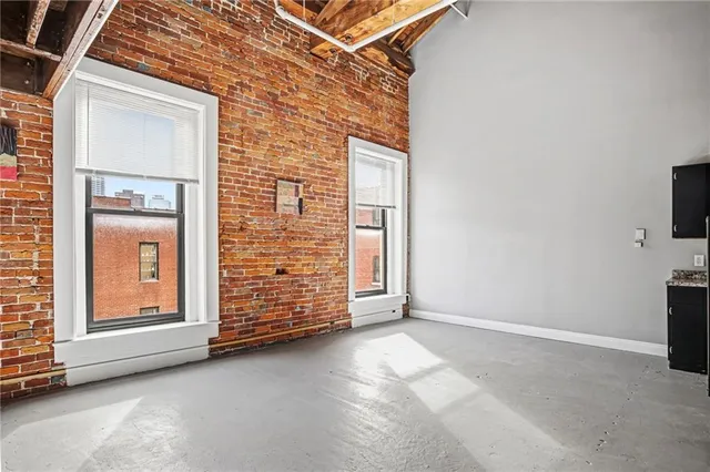 $295,000 | 500 Delaware Street, Unit 308, Kansas City, MO 64105