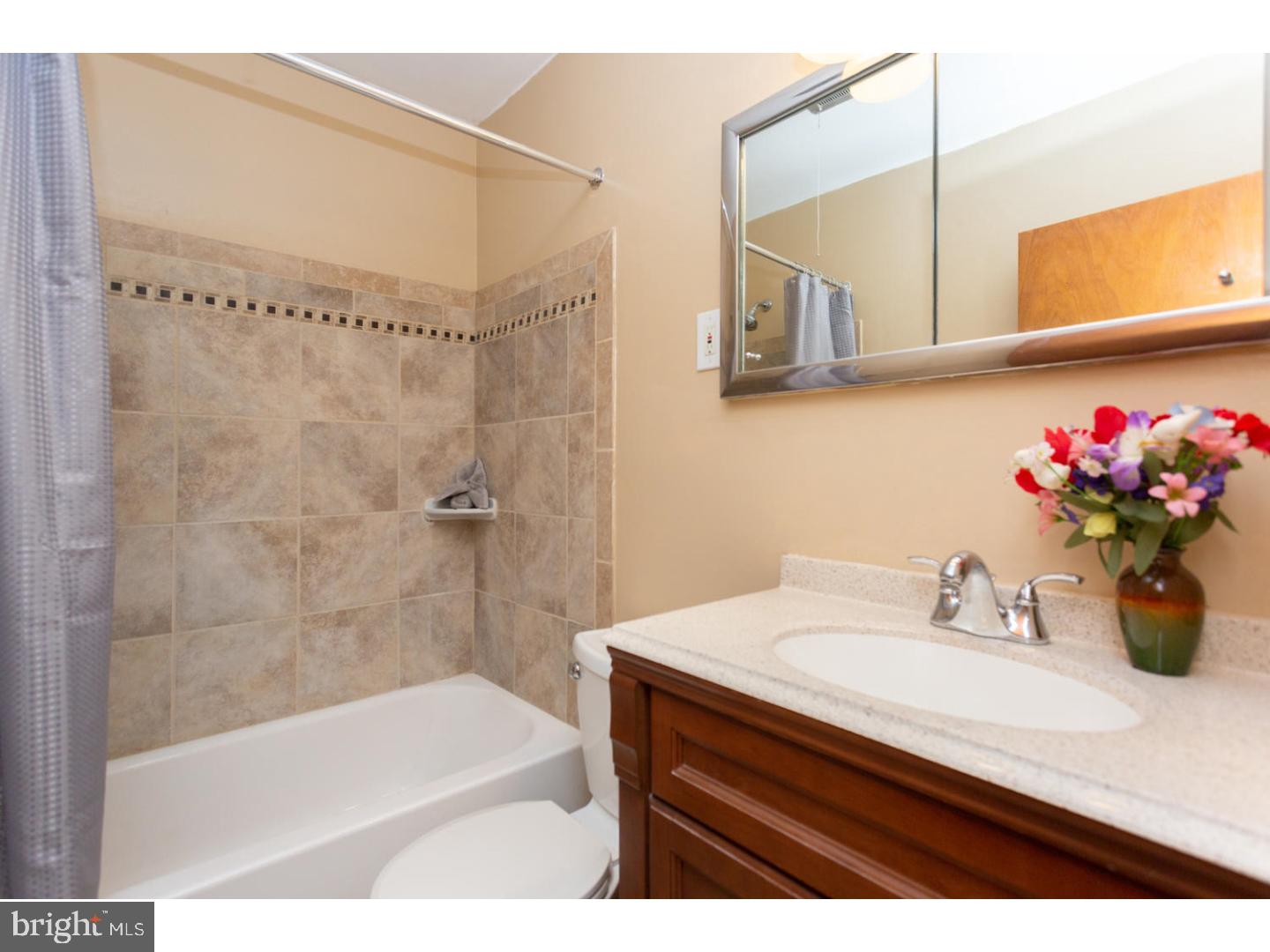 400 Glenlock Road Ridley Park, PA 19078 - Photo 12 of 25 Bathroom