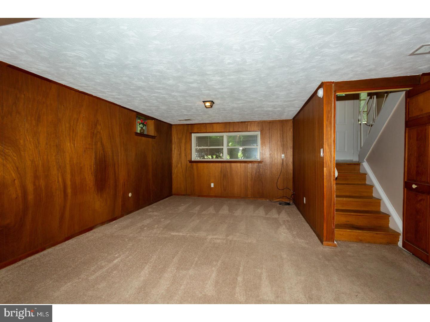 400 Glenlock Road Ridley Park, PA 19078 - Photo 18 of 25 Family Room