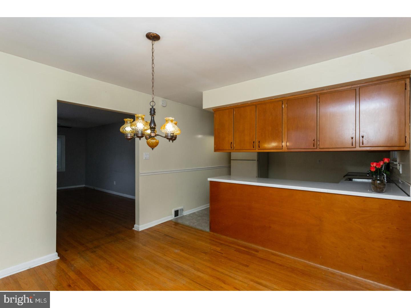 400 Glenlock Road Ridley Park, PA 19078 - Photo 6 of 25 Kitchen