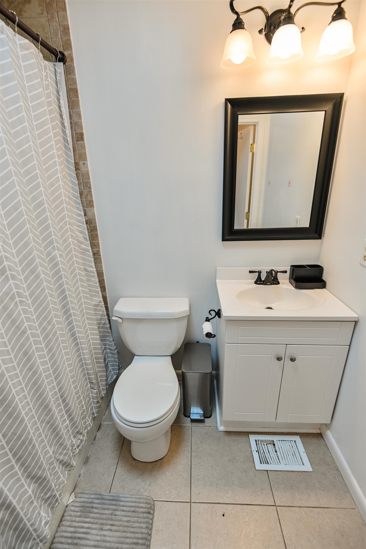 413 Collinsford Road Tallahassee, FL 32301 - Photo 18 of 35 Gallery Image 18