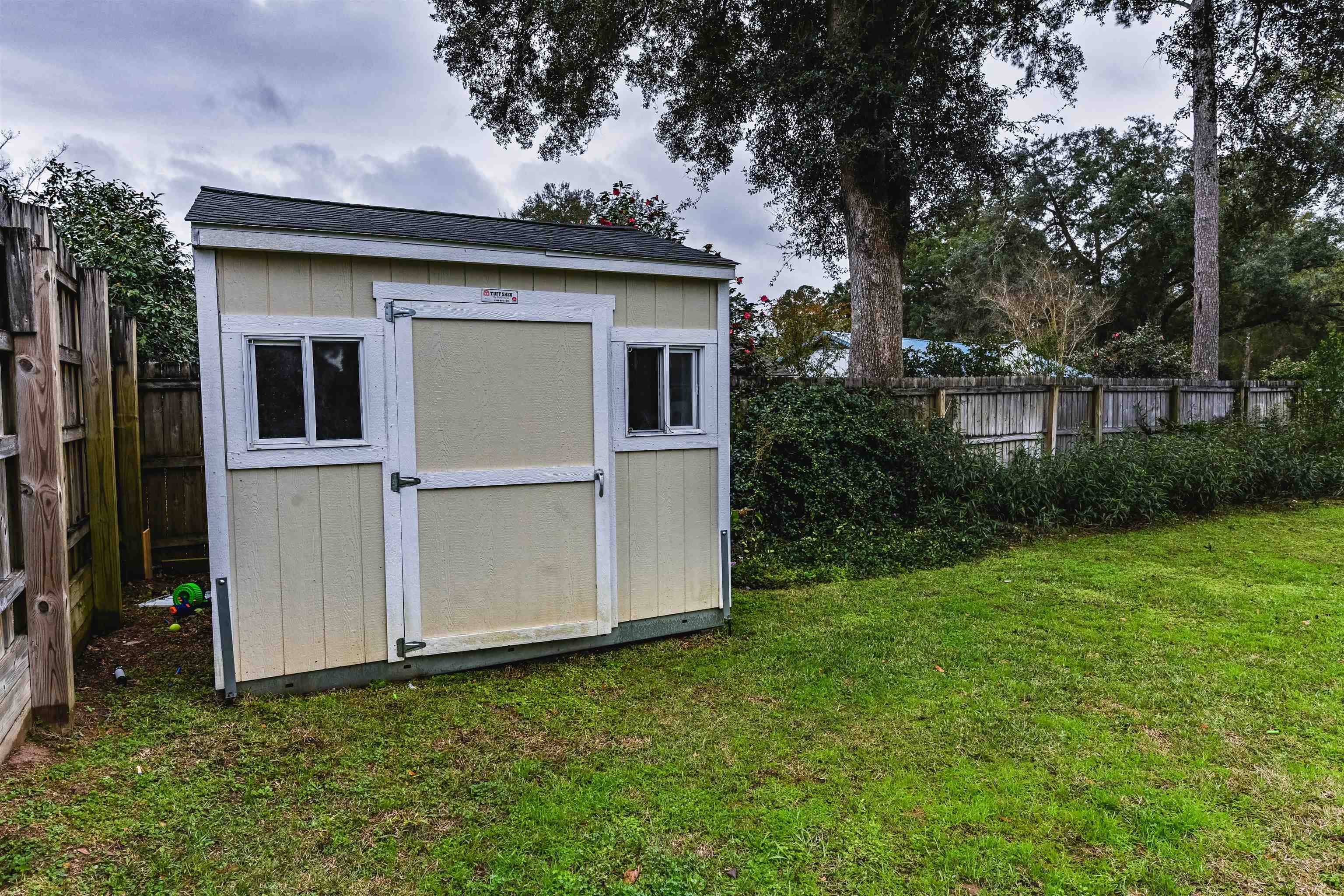 413 Collinsford Road Tallahassee, FL 32301 - Photo 6 of 35 Gallery Image 6