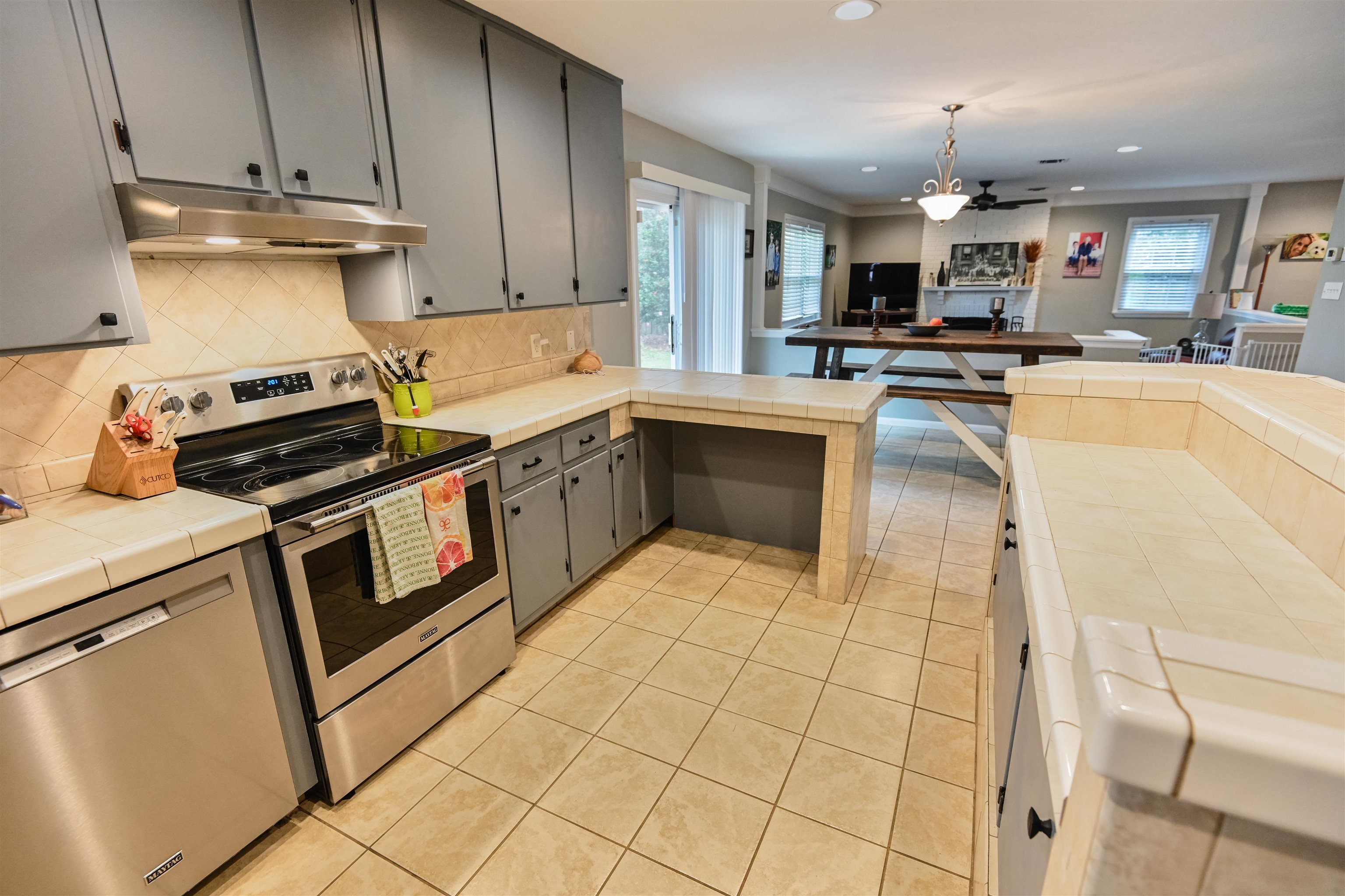 413 Collinsford Road Tallahassee, FL 32301 - Photo 9 of 35 Gallery Image 9