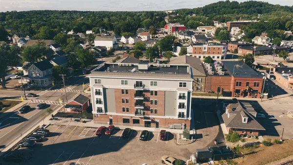 $1,995 | 10 4th Street, Unit 304, Dover, NH 03820