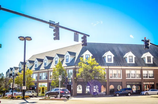 $1,995 | 10 4th Street, Unit 304, Dover, NH 03820