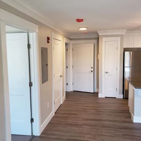 $1,995 | 10 4th Street, Unit 304, Dover, NH 03820