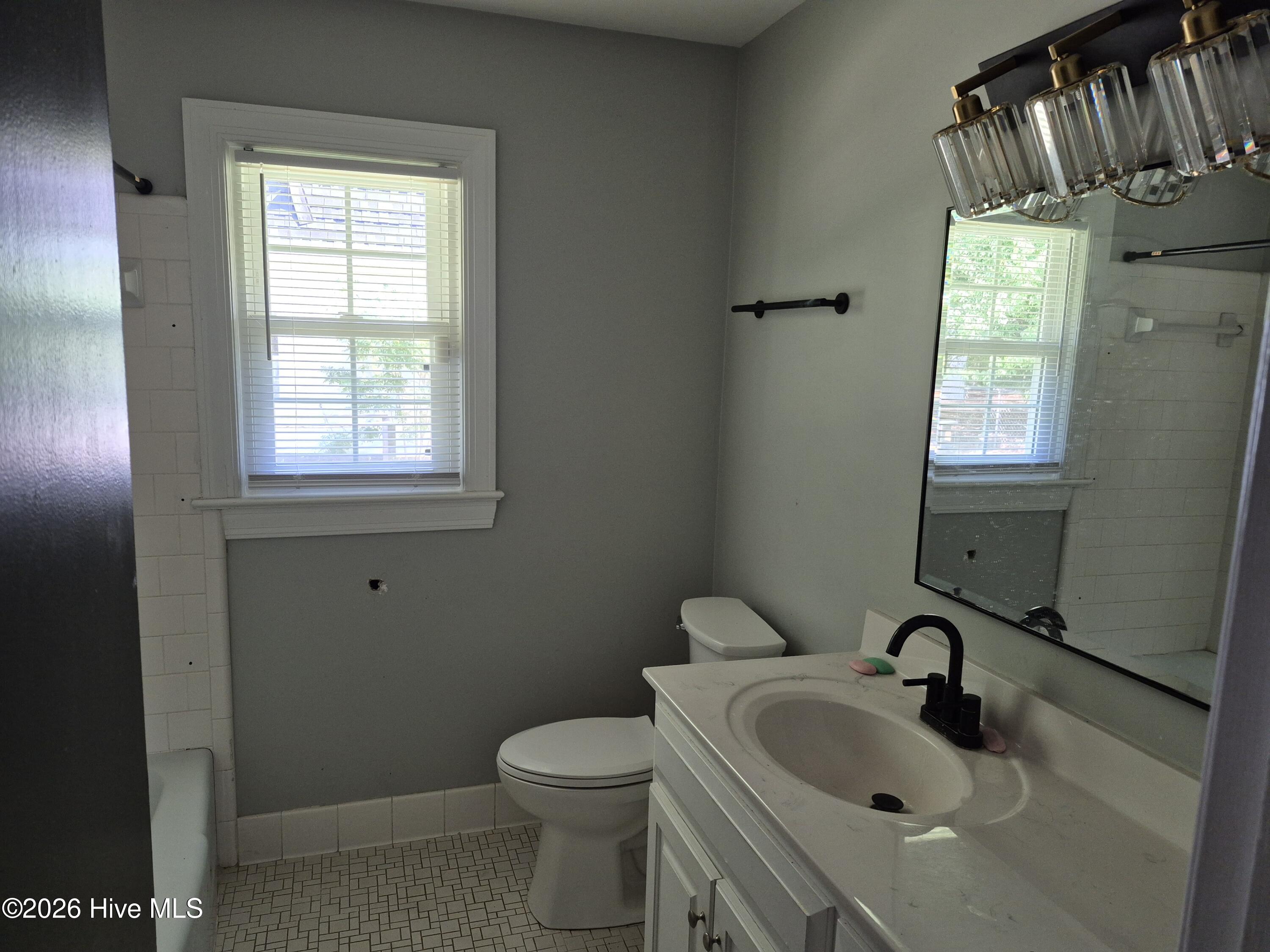 3000 Ridgecrest Drive Rocky Mount, NC 27803 - Photo 12 of 18 Hall Bath