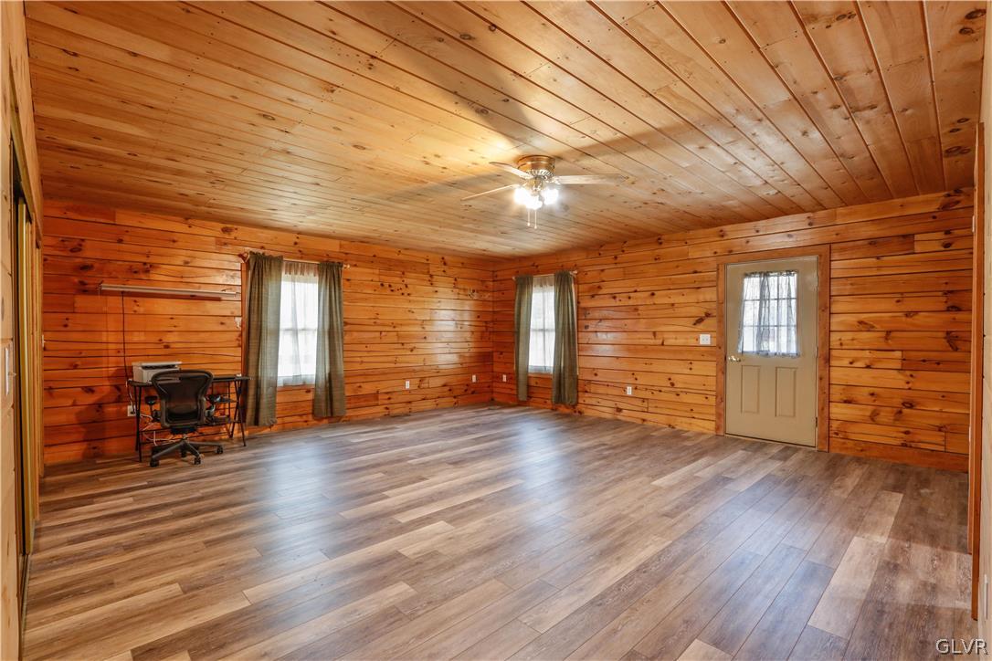 1090 Myrtle Road Walnutport, PA 18088 - Photo 15 of 43 Gallery Image 15