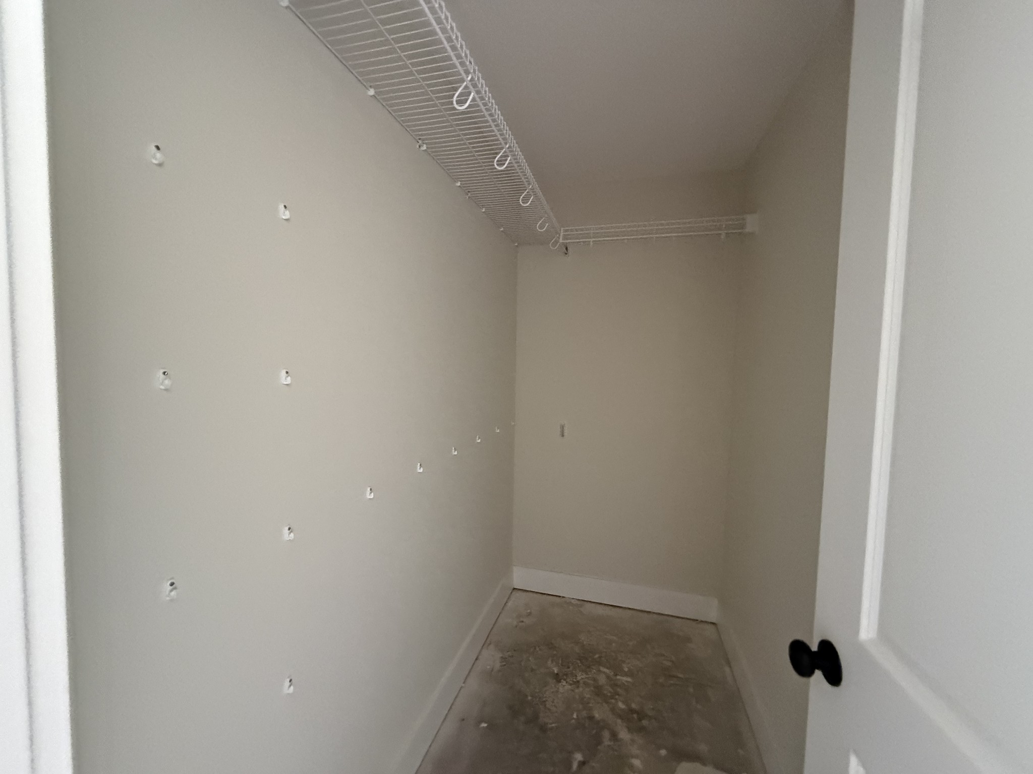 229 Wayne Hall Road Clarksville, TN 37040 - Photo 7 of 11 as of 1/17/2025