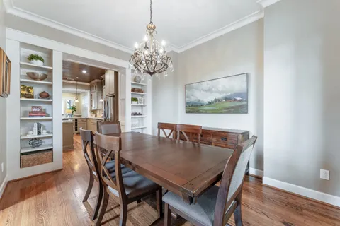 $764,500 | 836 East 24th Street, Houston, TX 77009