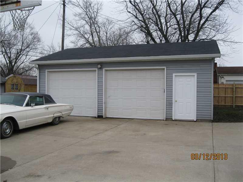 1537 Churchill Road Franklin, IN 46131 - Photo 3 of 9 Gallery Image 3