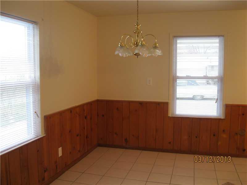 1537 Churchill Road Franklin, IN 46131 - Photo 6 of 9 Gallery Image 6