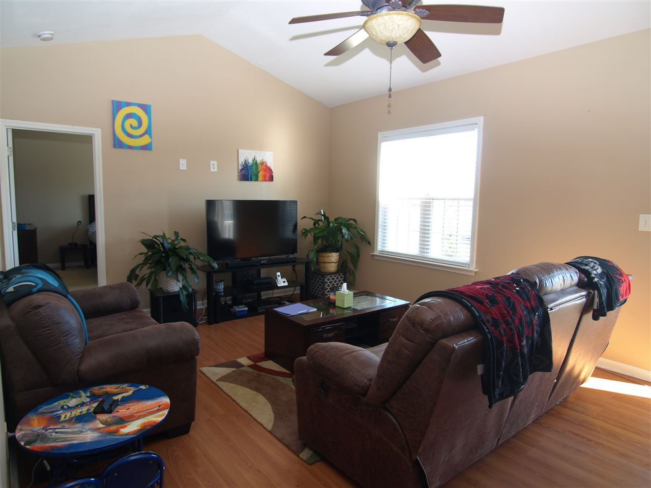 150 Glory Ridge Way Clayton, NC 27520 - Photo 3 of 17 Living Room