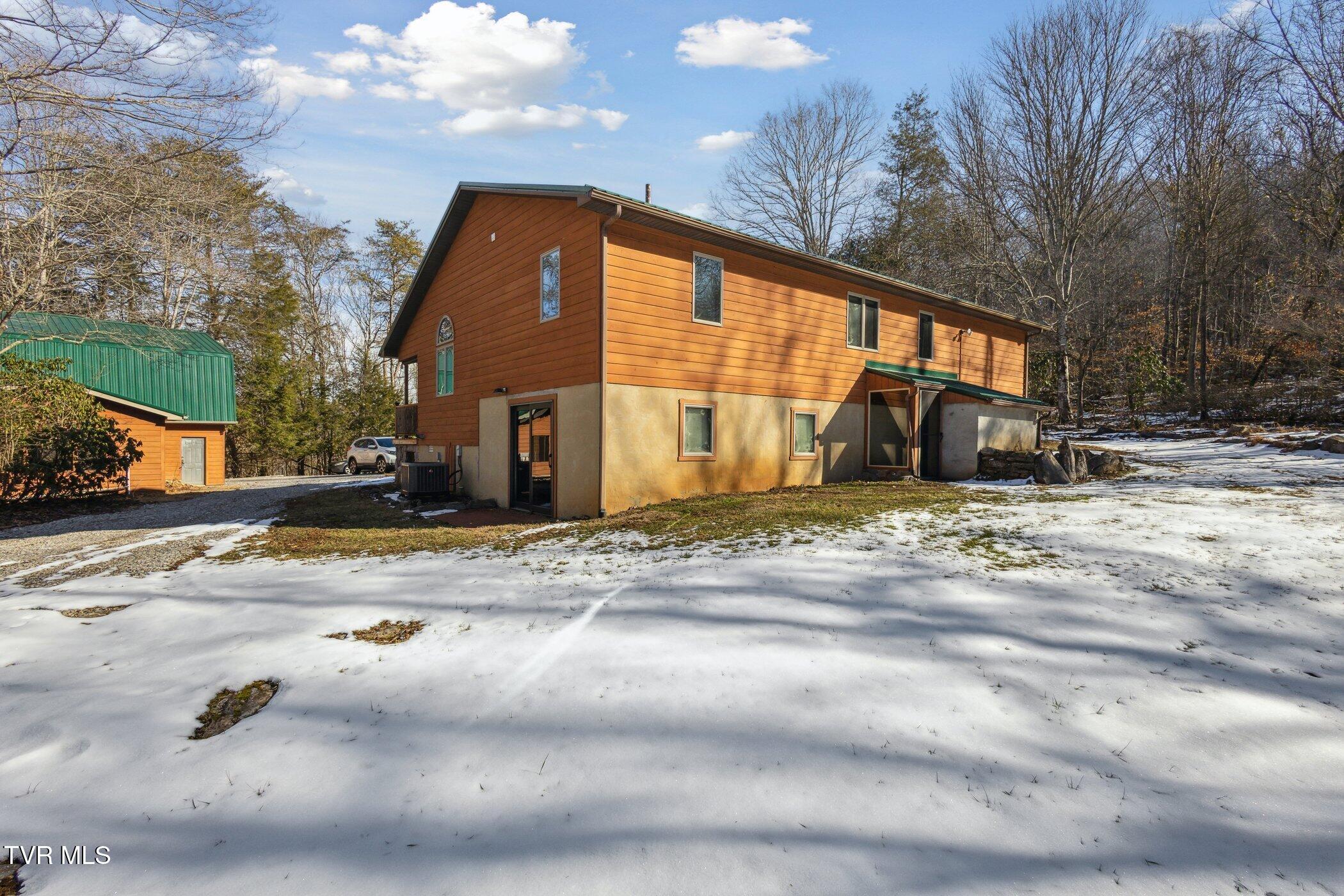3159 Red Hill Road Gate City, VA 24251 - Photo 11 of 49 3159-Red-Hill-Rd-Gate-City-VA-24251-Wind