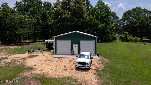 $795,000 | 1000 Hawkins Road, Courtland, MS 38620