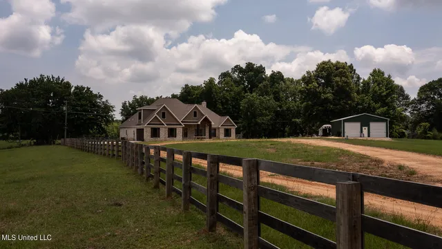 $795,000 | 1000 Hawkins Road, Courtland, MS 38620