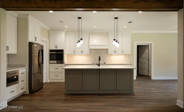 $795,000 | 1000 Hawkins Road, Courtland, MS 38620