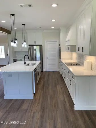 $795,000 | 1000 Hawkins Road, Courtland, MS 38620