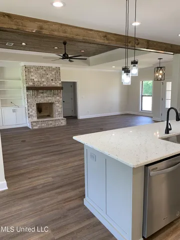 $795,000 | 1000 Hawkins Road, Courtland, MS 38620