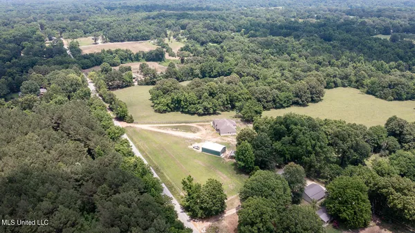 $795,000 | 1000 Hawkins Road, Courtland, MS 38620