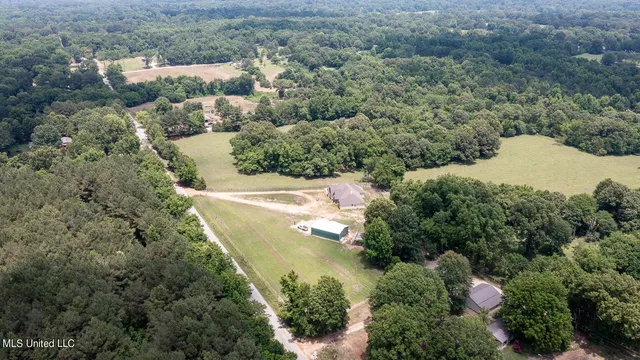 $795,000 | 1000 Hawkins Road, Courtland, MS 38620