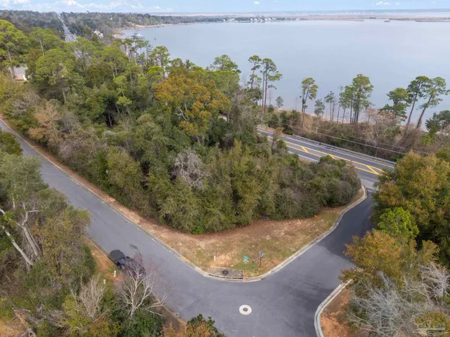 a view of a bird bath room