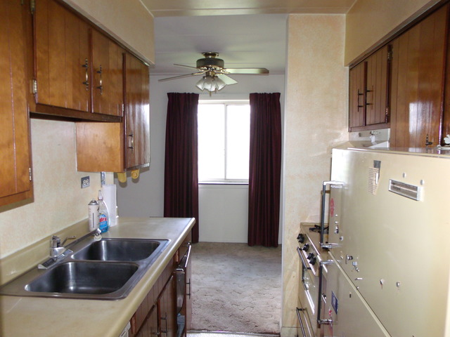 300 South Roselle Road, Unit 402 Schaumburg, IL 60193 - Photo 2 of 11