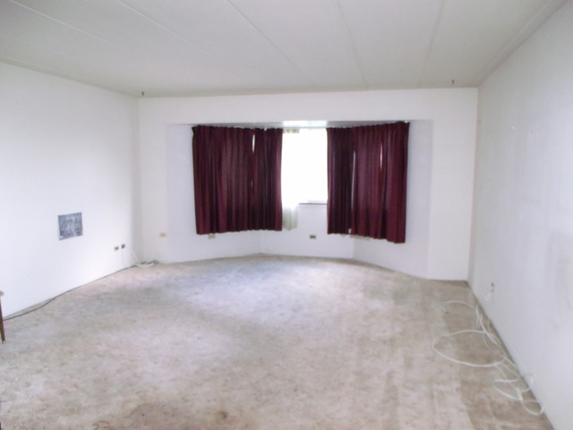300 South Roselle Road, Unit 402 Schaumburg, IL 60193 - Photo 6 of 11