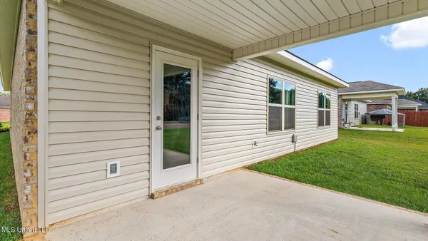 $259,900 | 253 Trace Drive, Pearl, MS 39208
