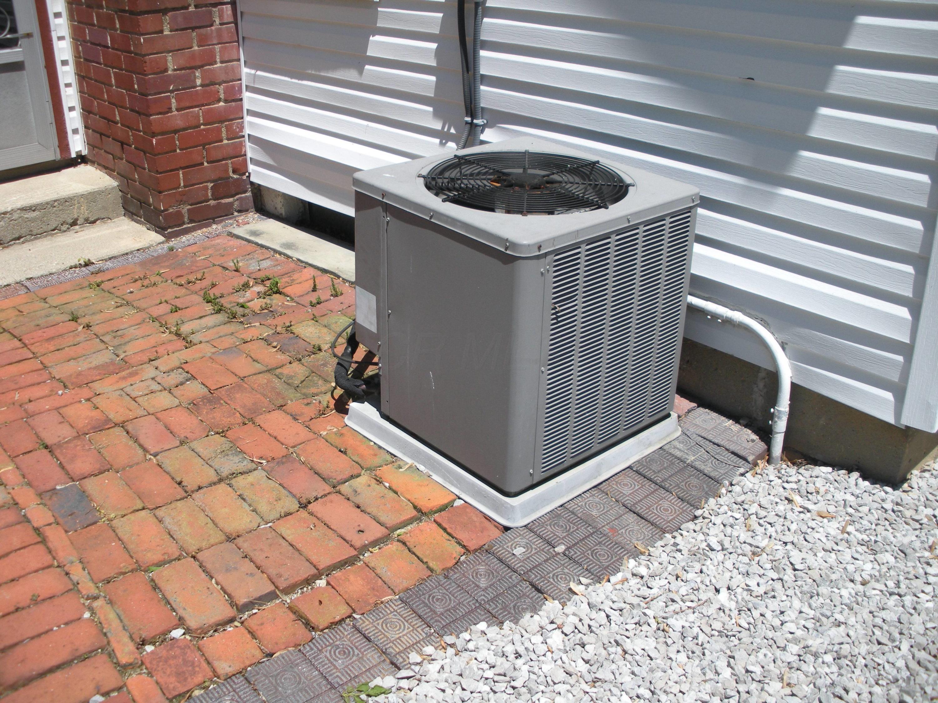 47 Front Street Commercial Point, OH 43116 - Photo 19 of 24